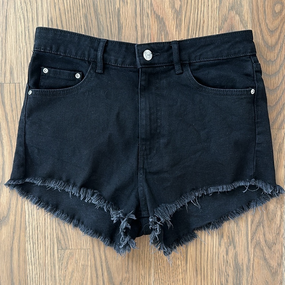 Zara Denim Shorts sz 6 Women's Black Jean 1.5" Inseam Frayed High Rise Pockets